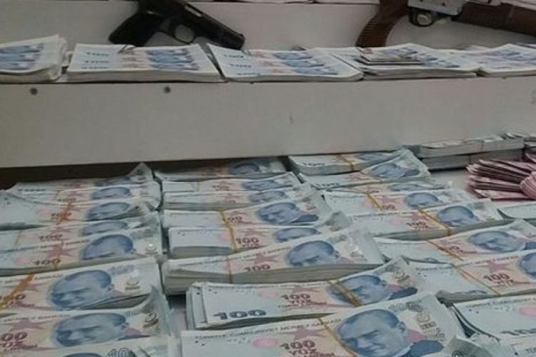 B&uuml;t&ccedil;e 43.7 milyar TL a&ccedil;ık verdi