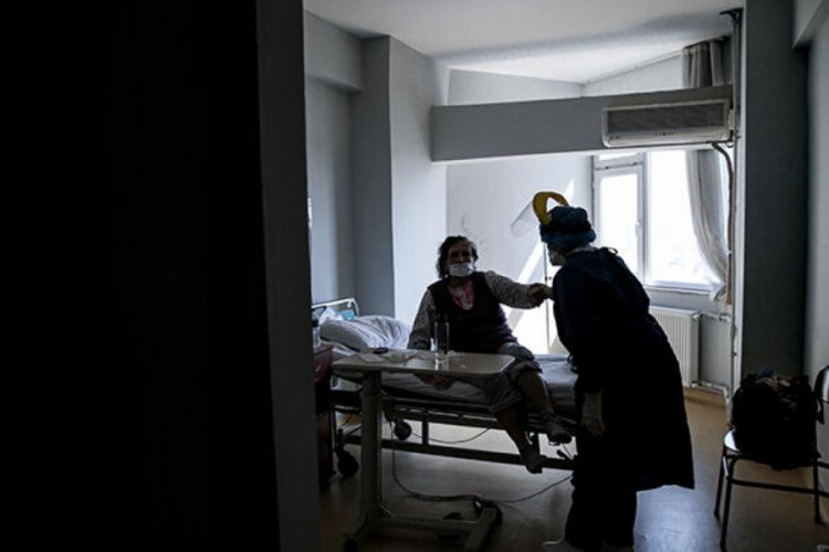 Plazma nakledilen vorona vir&uuml;s hastasından iyi haber