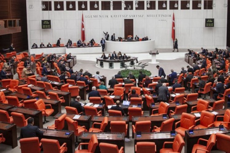 Torba yasa teklifi komisyondan ge&ccedil;ti!