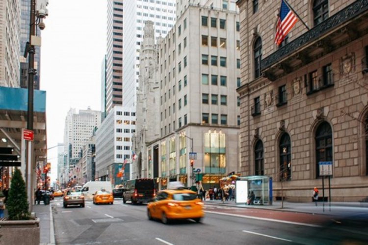New York'ta 'corona'nın vurduğu taksiciler i&ccedil;in yeni kazan&ccedil; kapısı