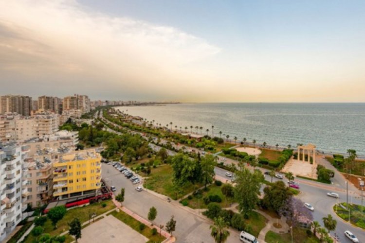Mersin Valisi uyardı: Haberler bizi rehavete d&uuml;ş&uuml;rmemeli