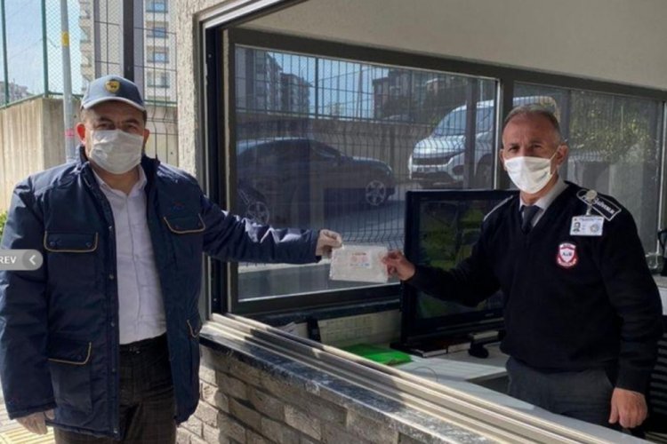 Bursa'da Eğitim Bir-Sen'den postacılara destek