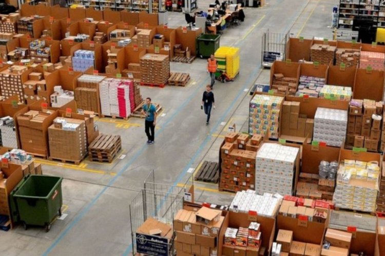 Amazon Fransa'daki depolarını kapattı