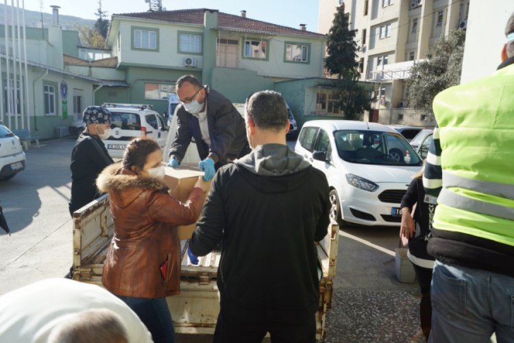 Bursa'da sağlık&ccedil;ılardan 'Vefa'ya vefa