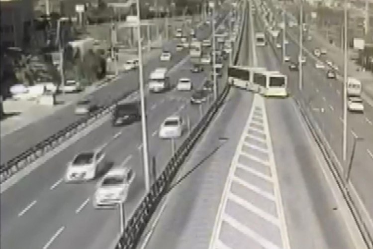 İBB'den metrob&uuml;s kazası a&ccedil;ıklaması