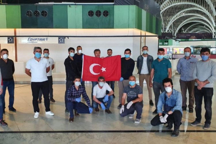 Irak ve İngiltere'deki bazı T&uuml;rkler &uuml;lkeye d&ouml;nd&uuml;
