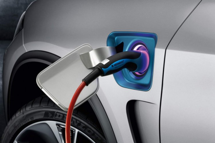 Elektrikli ve hibrid otomobil satışları y&uuml;zde 79 arttı