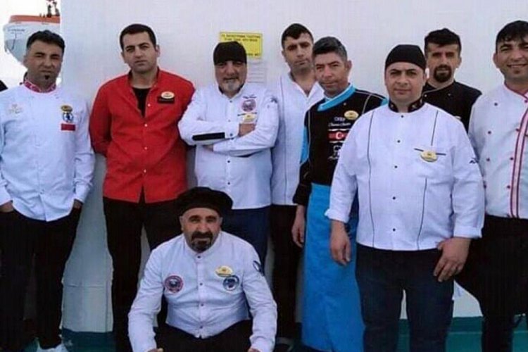 Yunanistan'da karantinada bulunan gemideki 65 T&uuml;rk, yarın g&ouml;nderilecek