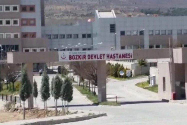 Koronavir&uuml;s hastalarına m&uuml;dahale eden doktorun testi de pozitif &ccedil;ıktı