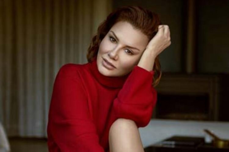Deniz Seki'den Ebru Şallı'ya: "Allah kimseyi evladıyla sınamasın"