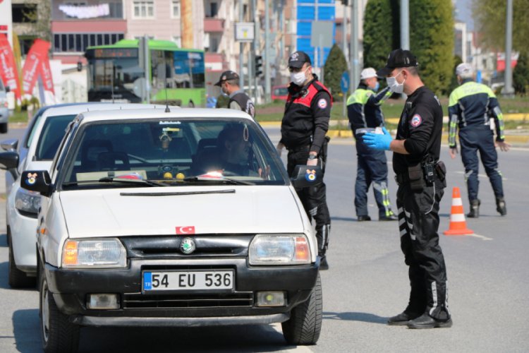 Sakarya'da sokağa &ccedil;ıkma yasağı &ouml;ncesi denetim