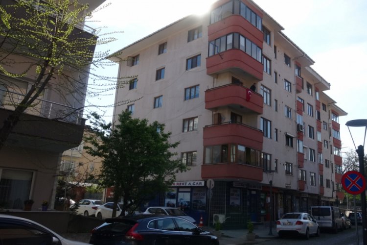 5 katlı apartman koronavir&uuml;s nedeniyle karantinaya alındı