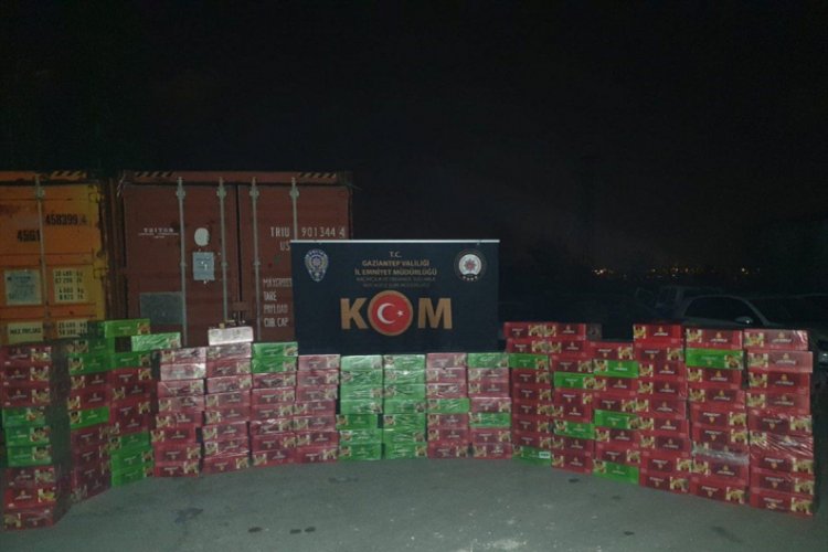 840 kilogram ka&ccedil;ak nargile t&uuml;t&uuml;n&uuml; ele ge&ccedil;irildi