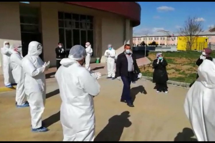 Koronavir&uuml;s&uuml; yenen 4 kişi taburcu oldu