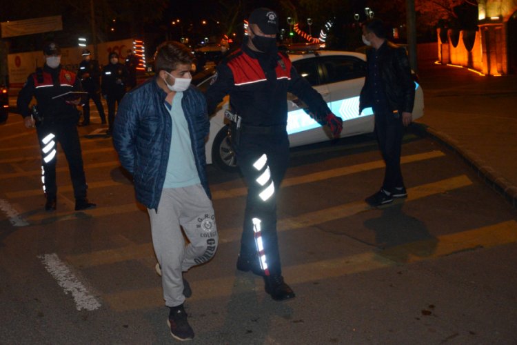 Hırsızlıktan aranan ş&uuml;pheli yakalandı