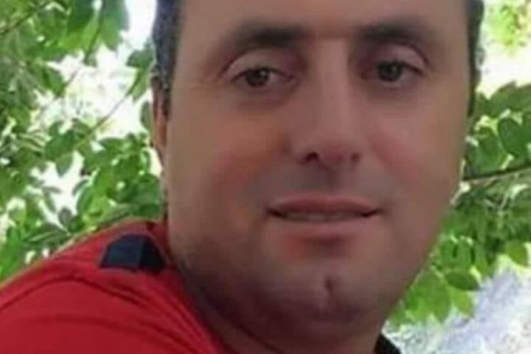 40 metrelik şarampole devrilen iş makinesinin s&uuml;r&uuml;c&uuml;s&uuml; hayatını kaybetti