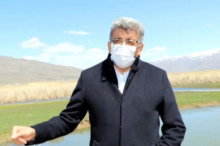 Muhtar koronavir&uuml;s hastalarını gizlemişti! Validen a&ccedil;ıklama geldi