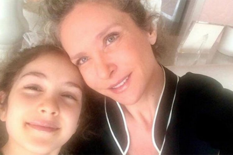 Esra Oflaz G&uuml;venkaya corona vir&uuml;s&uuml; yendi