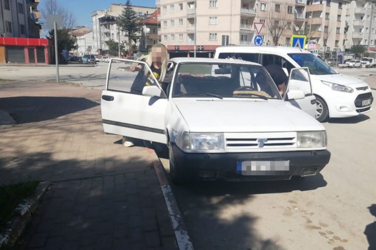 Bursa'da kısıtlamaya rağmen aracıyla sokağa &ccedil;ıkanlara para cezası