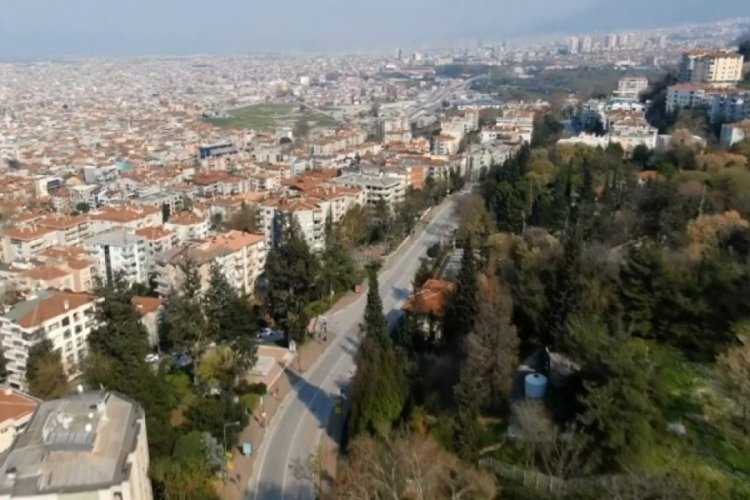 Bursa'da boş caddeler havadan g&ouml;r&uuml;nt&uuml;lendi