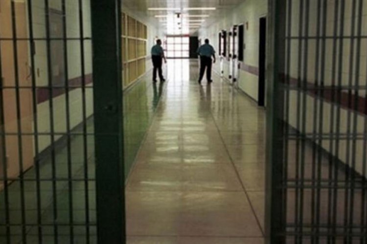 Cezaevinde &ccedil;ıkan ayaklanmayla ilgili 3 kişi g&ouml;zaltına alındı