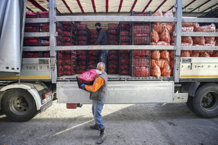 Marketler ve haller &uuml;r&uuml;n tedarikine başladı