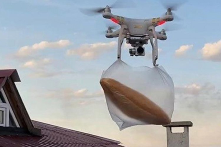 Bakkaldan ekmek almak i&ccedil;in drone kullandı!