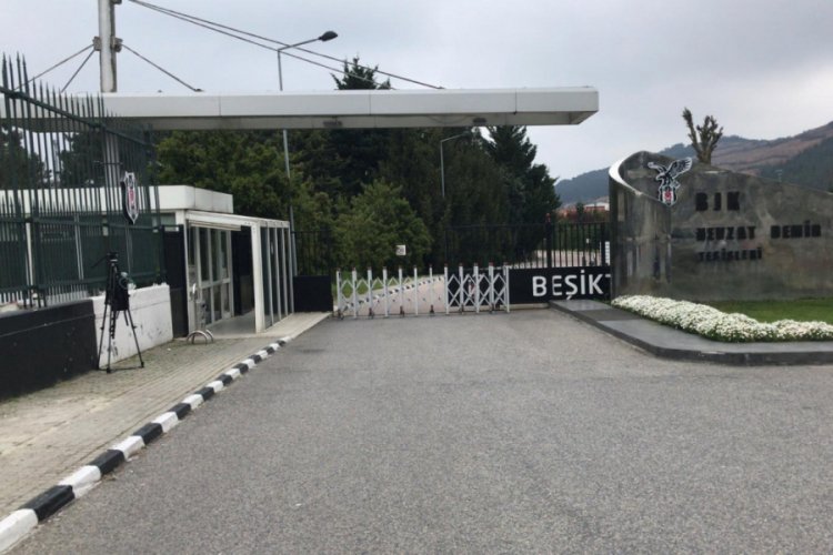 Beşiktaş'ta maaş indirim g&ouml;r&uuml;şmeleri başladı