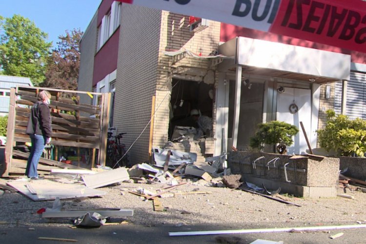 Almanya'da banka ATM'lerine saldırı