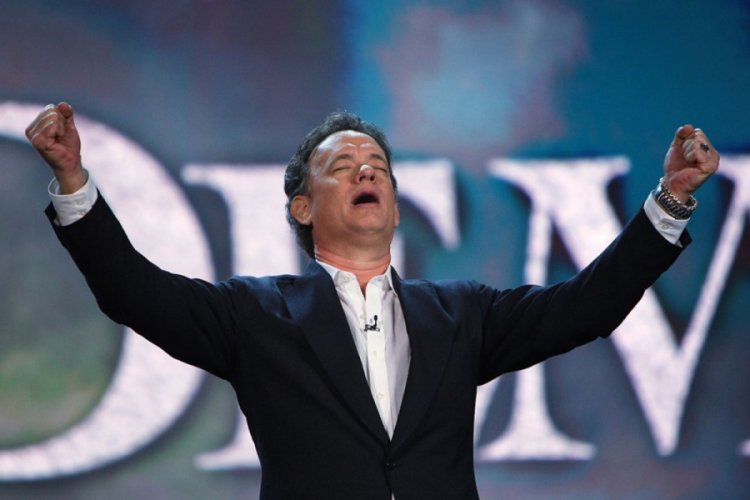 Tom Hanks corona vir&uuml;s m&uuml;cadelesini anlattı