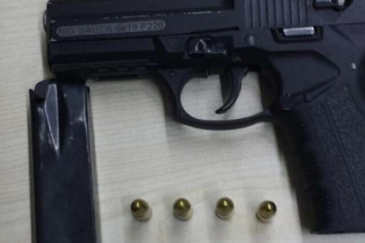 Otomobilinde i&ccedil;ki satan ş&uuml;pheli, kovalamaca sonucu yakalandı