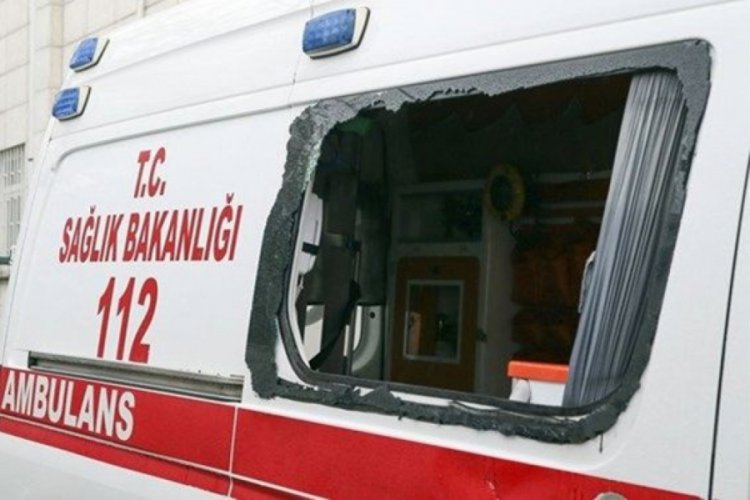 Ambulansa saldıran zanlılara 11 yıla kadar hapis istemi