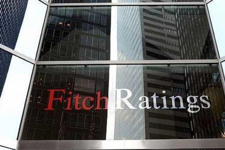 Fitch, Hong Kong'un kredi notunu d&uuml;ş&uuml;rd&uuml;