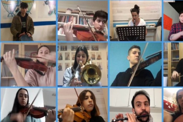 "Sanat Cepte" uygulamasından aryalar y&uuml;kseldi