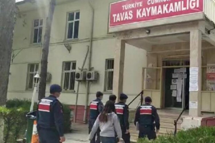 Hırsızlık ş&uuml;phelisi &ccedil;ift yakayı fena ele verdi