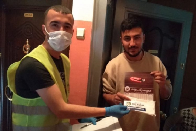 Malatya'da evlere maske dağıtımı başladı