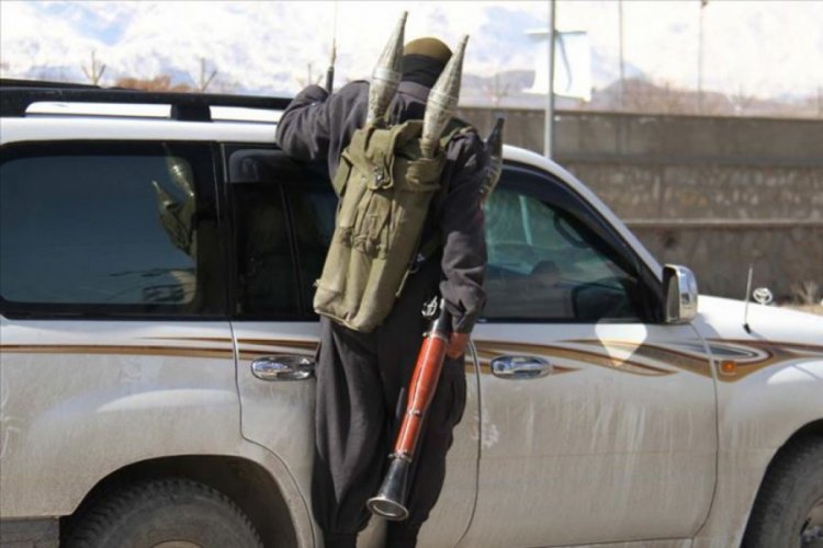 Afganistan'da Taliban saldırılarında 11 g&uuml;venlik g&ouml;revlisi &ouml;ld&uuml;