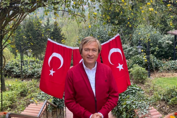 Erol Evgin'den İstiklal Marşı