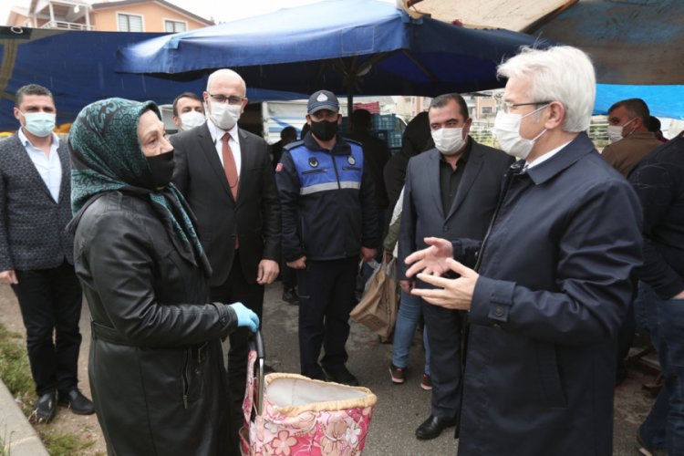 Bursa Nil&uuml;fer Belediye Başkanı Erdem'den g&ouml;rev başındaki &ccedil;alışanlara moral ziyareti