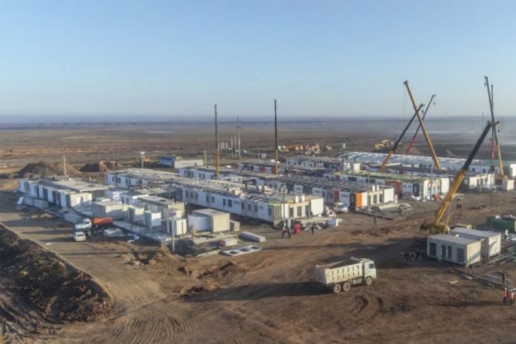 Kazakistan 13 g&uuml;nde ge&ccedil;ici hastane inşa etti