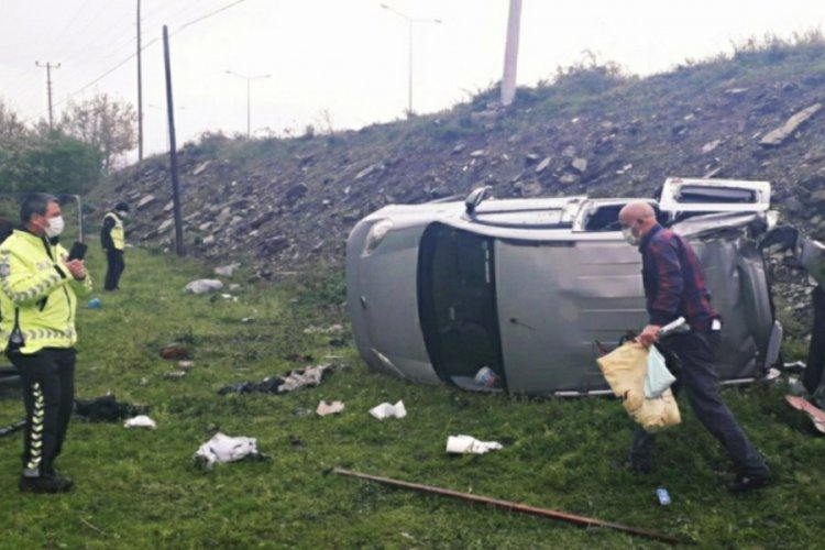 Kamyonet şarampole yuvarlandı: 1 yaralı