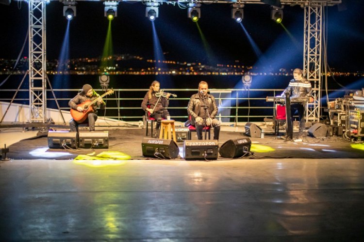 Haluk Levent'ten tarihi 100. yıl konseri