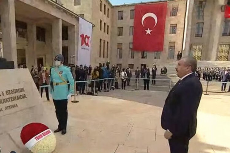 Meclis 100 yaşında! Anıtkabir ve TBMM'de t&ouml;ren...