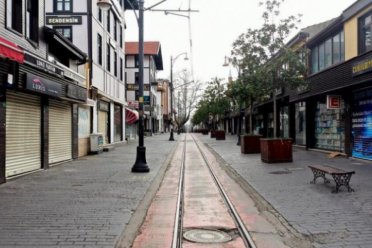 &Uuml;&ccedil; g&uuml;nl&uuml;k sokağa &ccedil;ıkma yasağı geliyor!