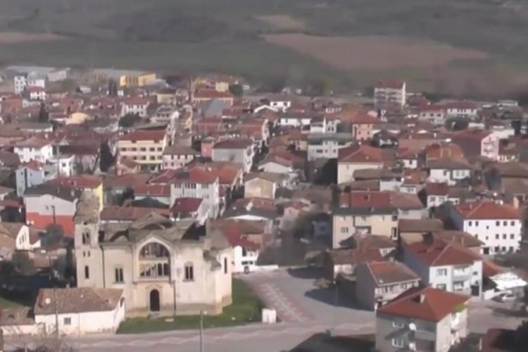 21 bin n&uuml;fuslu il&ccedil;ede kısmi sokağa &ccedil;ıkma kısıtlaması