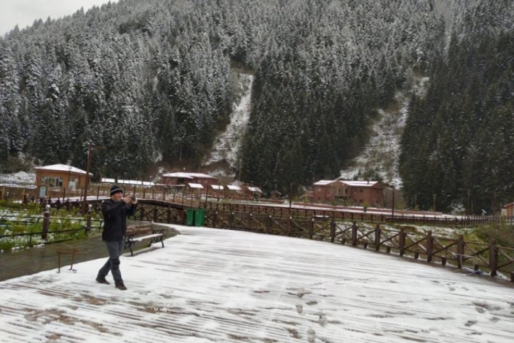 Uzung&ouml;l beyaza b&uuml;r&uuml;nd&uuml;