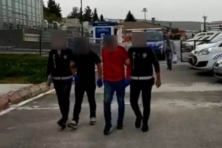 Sahte polisler ger&ccedil;ek polisler tarafından yakalandı