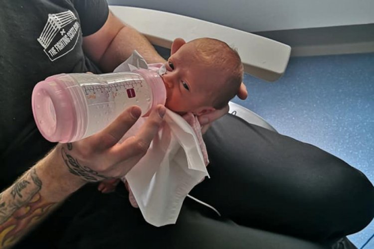 İskoçya�da koronavirüse yakalanan prematüre bebek iyileşti