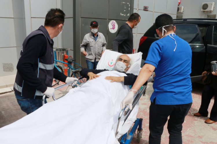 Silahlı saldırıda yaralanan belediye başkanı ve eşi taburcu oldu