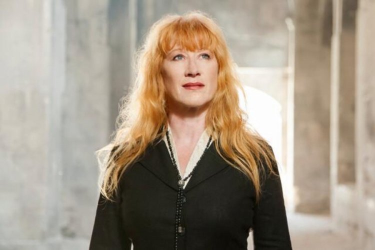 Kanadalı şarkıcı ve besteci Loreena McKennitt 23 Nisan'ı kutladı